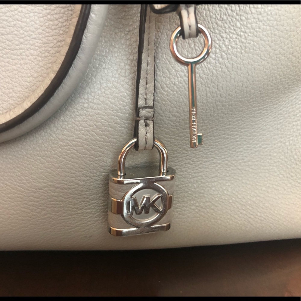 Michael Kors Large Camille Satchel/Crossbody